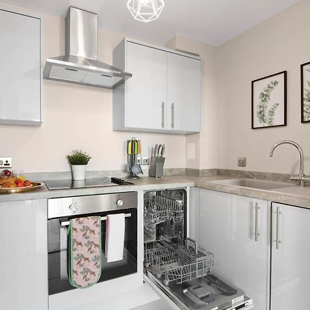 Spacious & Cosy, Netflix, Parking, Colindale Station Hendon Exterior photo