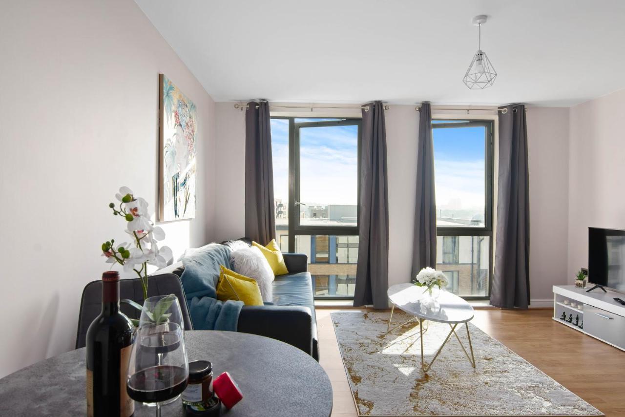 Spacious & Cosy, Netflix, Parking, Colindale Station Hendon Exterior photo